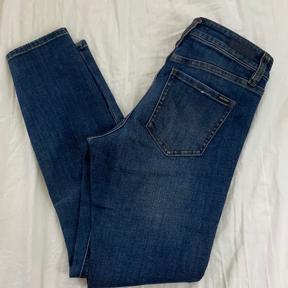 NEW Volcom womens Jeans size 27 “legging ankle fit”denim with stretch